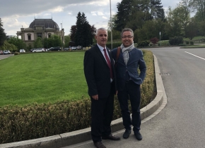 IMG-373d2e59c2664e531e89276347c10e40-V