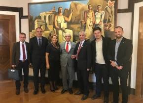 45030012_2091353927551459_6279510991575187456_n